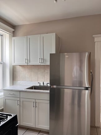 486 Kennedy Blvd Unit 7, Bayonne, NJ 07002