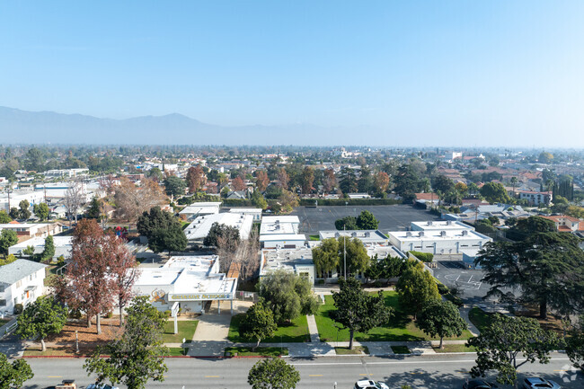 Granada Elementary School located in Alhambra.
