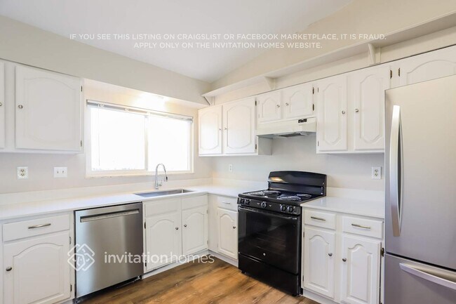 3976 S Jasper Ct, Aurora, CO 80013 - photo 5