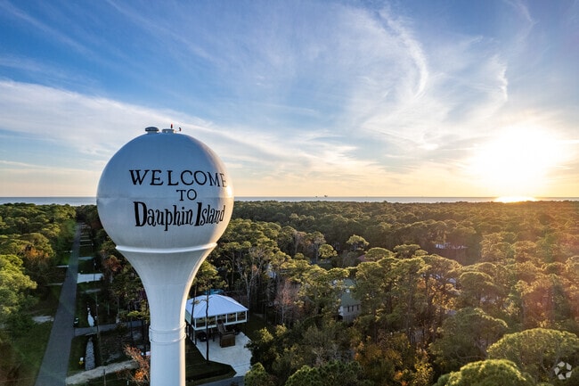 From sundown to sunset, Dauphin Island welcomes all.