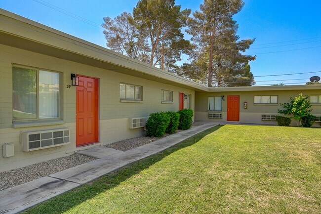 Campus Crossing, Las Vegas, NV 89119 - photo 7