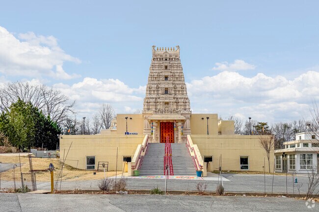 The Murugan Temple of North America is spectacular.