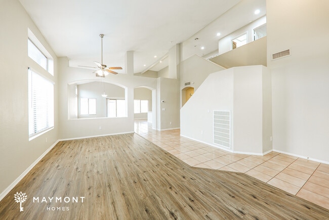 16016 N 158th Ct, Surprise, AZ 85374 - photo 4