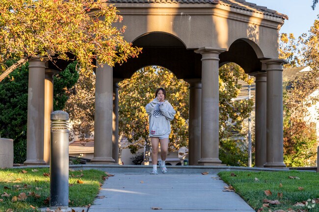 Discover the charm of Dante Park, where nature and community come together in San Jose.