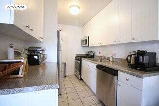 175 W 90th St, New York, NY 10024