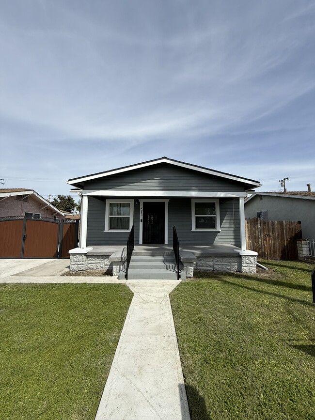 4031 Acacia St, Bell, CA 90201