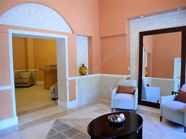 Douglas Grand unit 425, Coral Gables, FL 33134 - photo 2