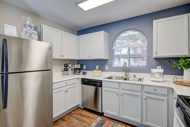 Destinations Alexander 55+ Active Adult Apartment Homes, North Las Vegas, NV 89032 - photo 2