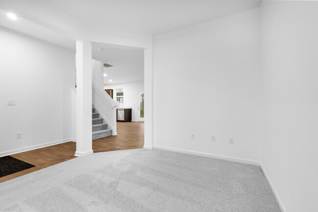 0 N Buck Creek Rd unit 38553076, Cumberland, IN 46229 - photo 6