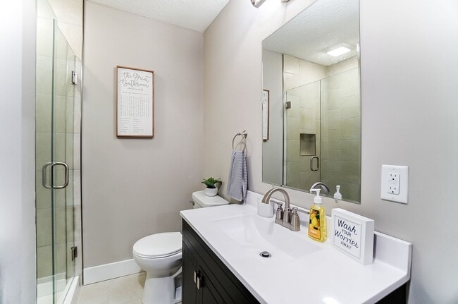 315 N Elizabeth Street, Lima, OH 45801 - photo 2