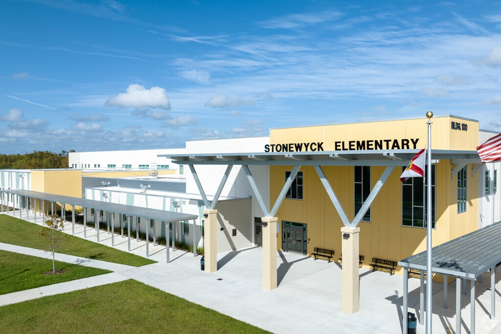Stonewyck Elementary School provides education in the neighborhood of Meadows Woods.