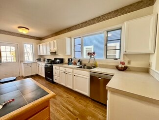 225 Highland Ave, Somerville, MA 02143