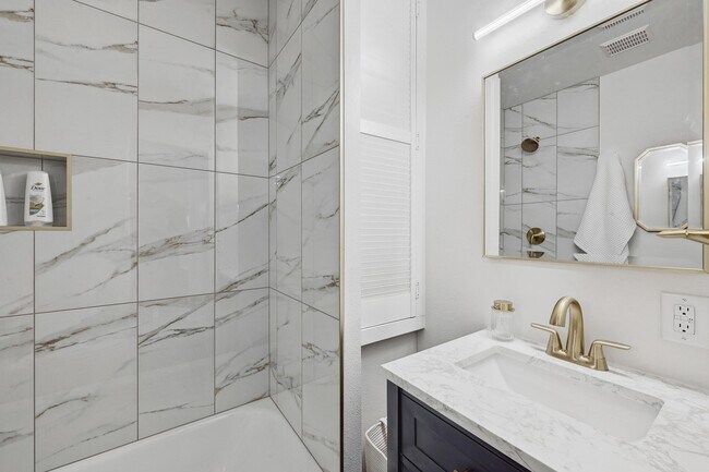 2802 Whitis Avenue, Austin, TX 78705 - photo 5