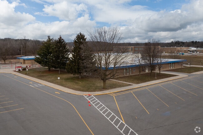 Bushnell Elementary School, Aerial.