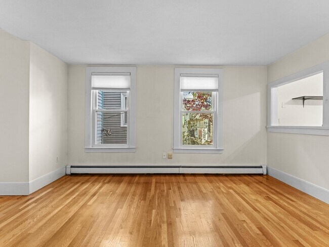 173 Pleasant St unit 2, Cambridge, MA 02139 - photo 4