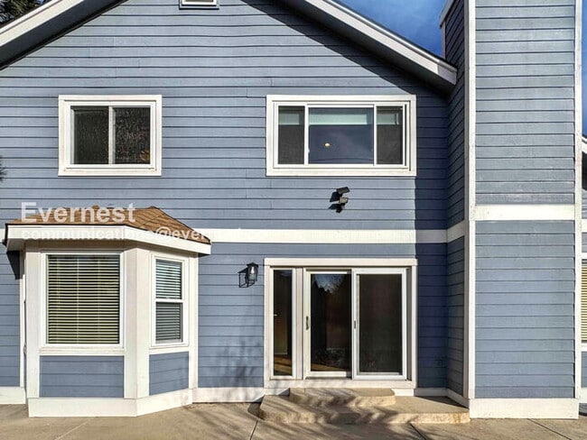 18618 E Grand Cir, Aurora, CO 80015 - photo 2