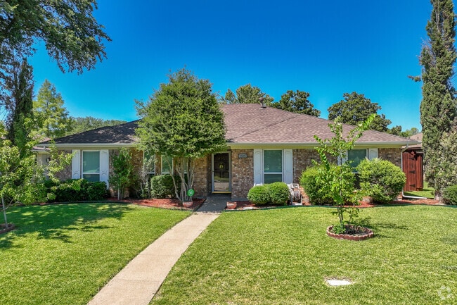 Duck Creek has some outstanding single story homes with big yards for the family to play in.