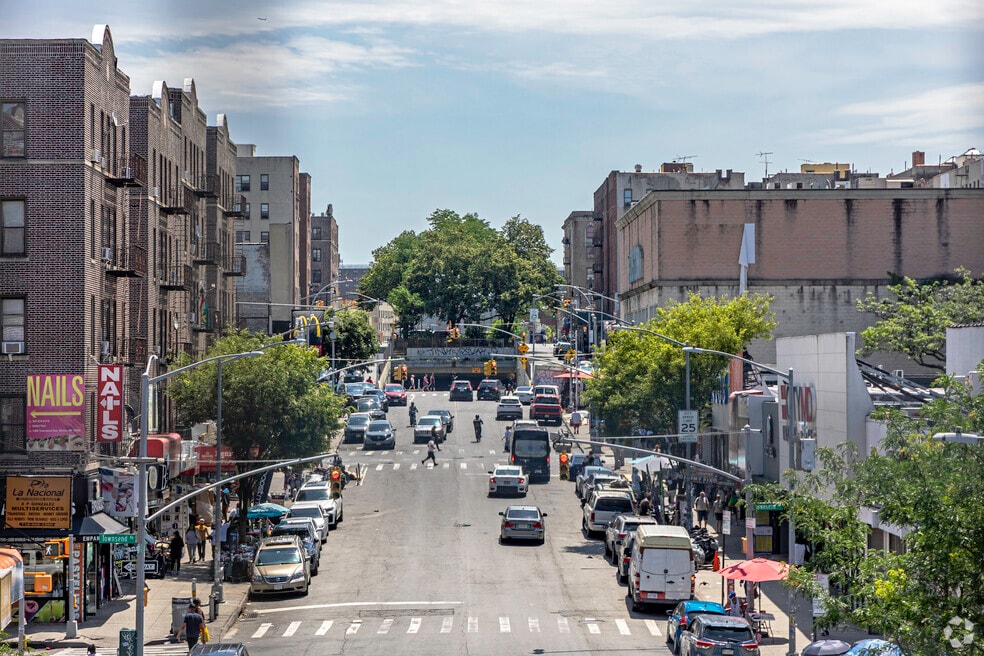 Mount Eden_NY_527214_AP_062425_FINAL