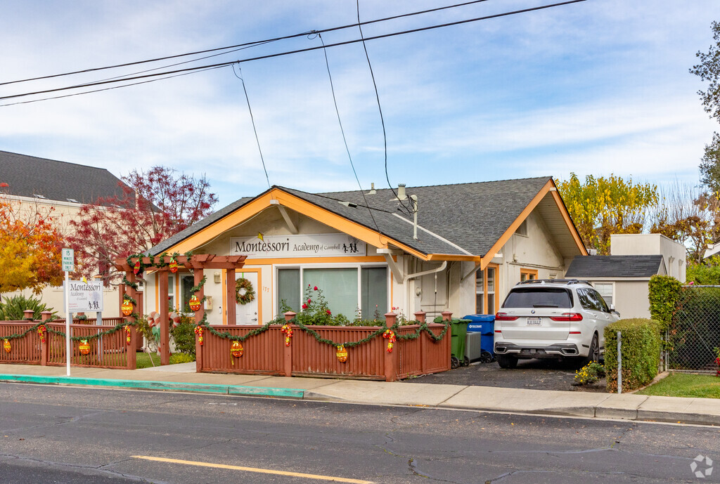 Montessori Academy of Campbell has effective and excellent teachers and staff.