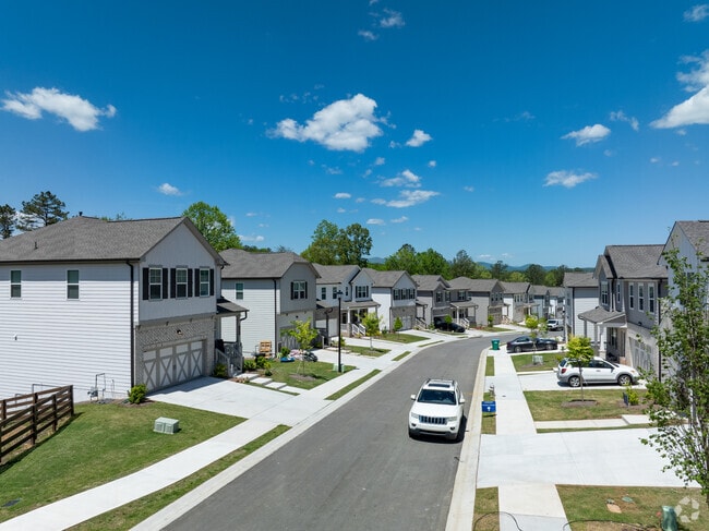 Newly constructed homes that are within walking distance of downtown Ball Ground, GA.