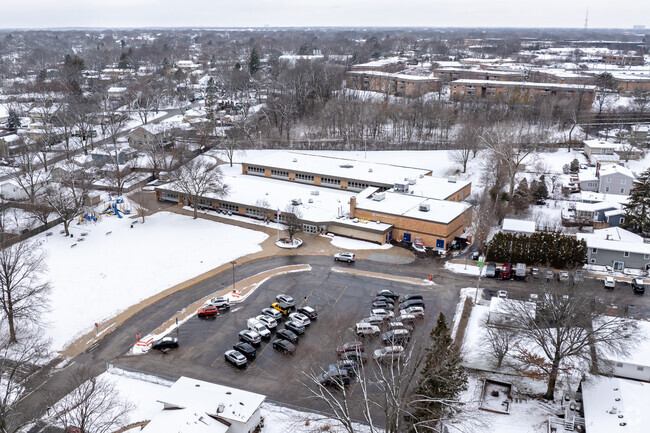 Arbor View Elementary School seen from bird view.