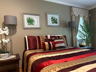 22 Reyners Brook Dr, Dover, NH 03820