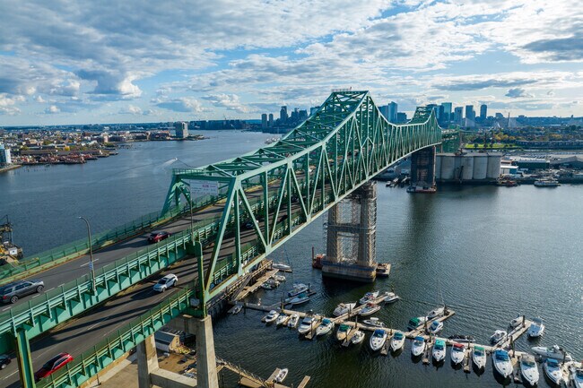 It's a quick commute in and out of Boston from Admiral Hills via the Tobin Bridge.