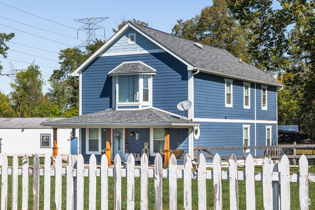 Poplar Grove in Indianapolis has unique styles of homes with fenced in yards.