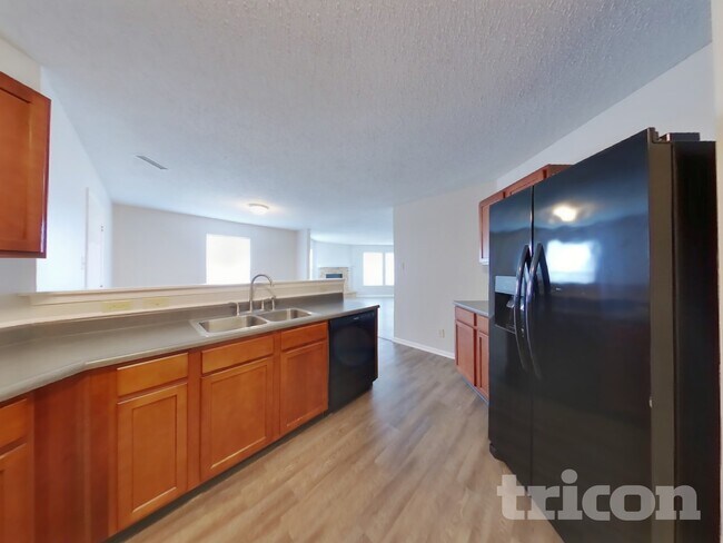 5624 W Littleton Dr, McCordsville, IN 46055 - photo 6