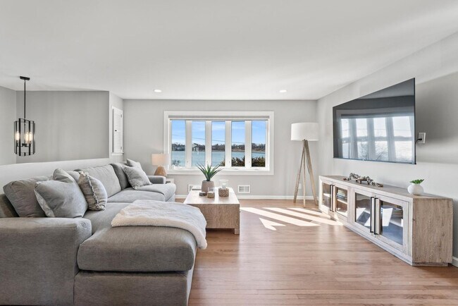 445 S Riverside Dr unit ID1351975P, Neptune, NJ 07753 - photo 6