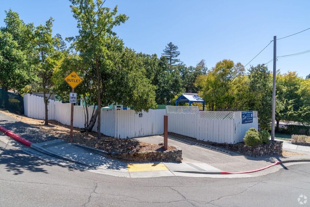 View of Good Shepherd Lutheran located in Indian Valley, Novato CA.