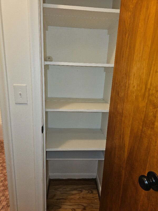 2525 E Maple Rd unit 1, Birmingham, MI 48009 - photo 5