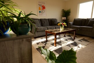 253 Castro St, San Leandro, CA 94577