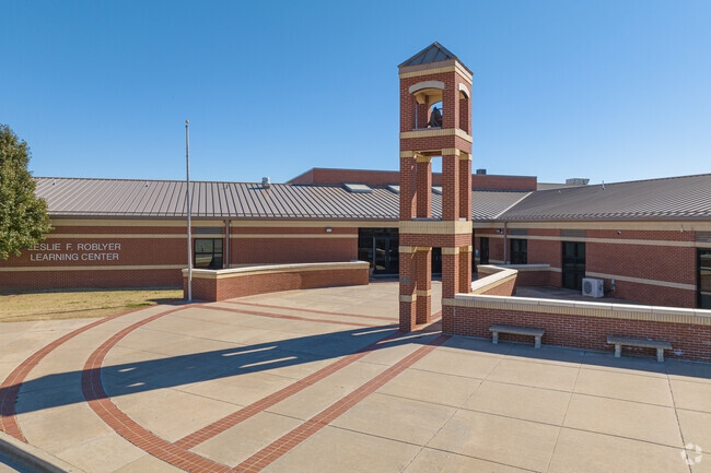 Leslie F. Roblyer Middle School