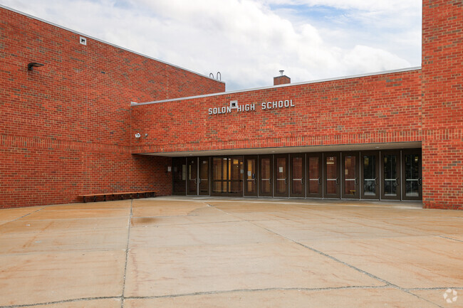 Solon High School, Solon