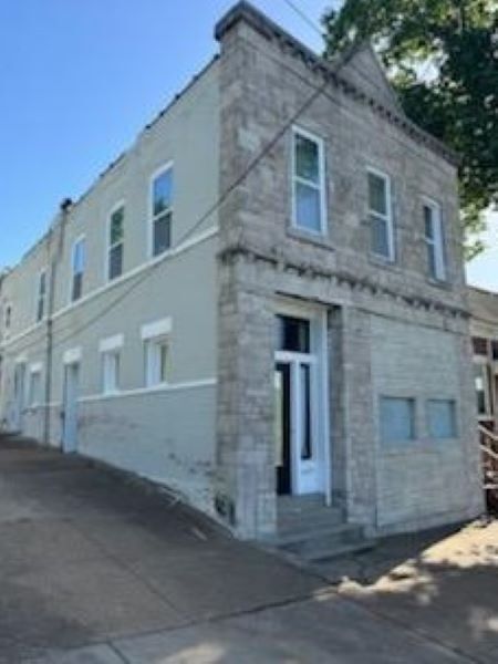 6659 Garner Ave Unit 2nd Floor, Saint Louis, MO 63139