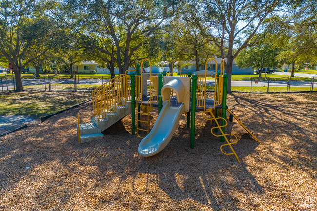 Skycrest Elementary has a shaded playground.