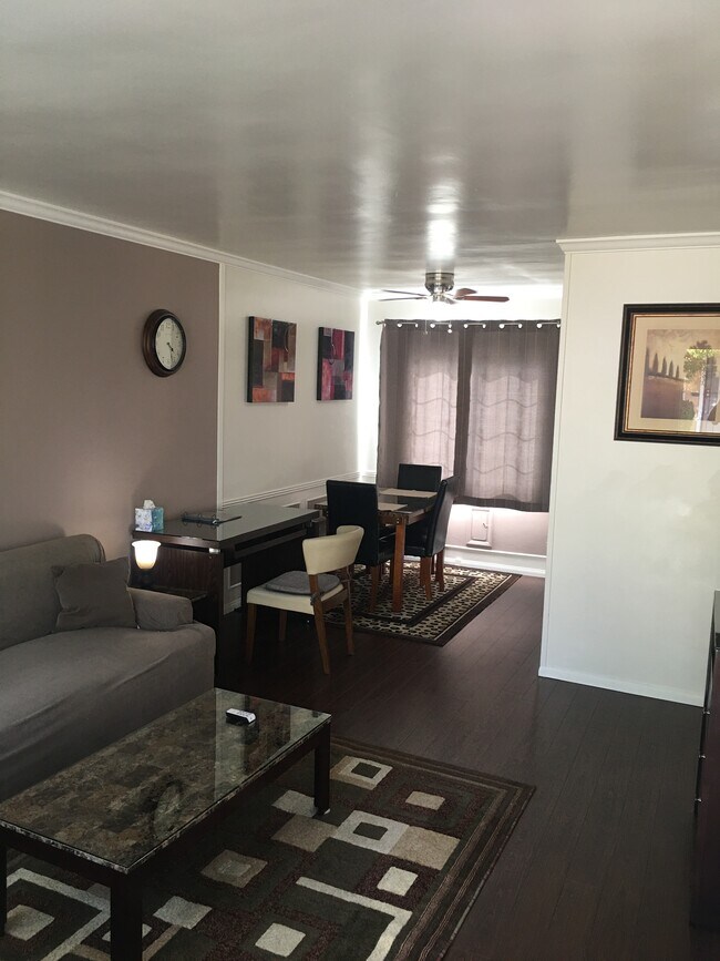 1423 Barrington Way unit A, Glendale, CA 91206 - photo 3