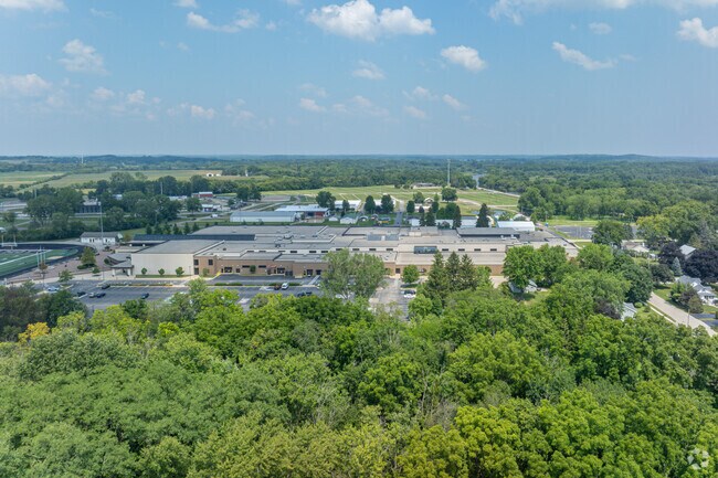 Wilmot High School has an overall B rating on Niche.