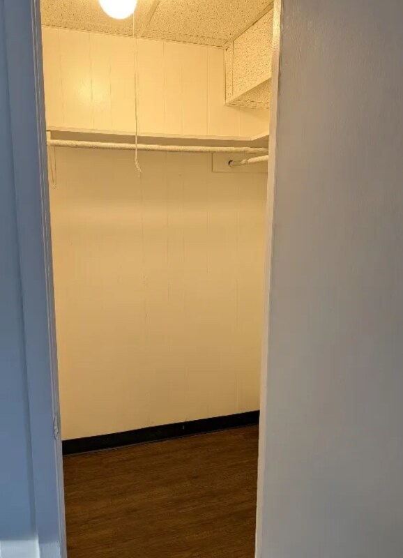 103 Holland St unit 103-4, Overton, TX 75684 - photo 2