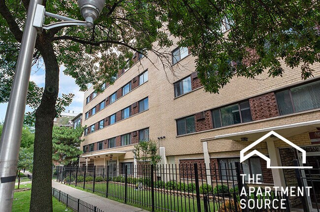 5917 N Kenmore Ave unit 325, Chicago, IL 60660 - photo 7