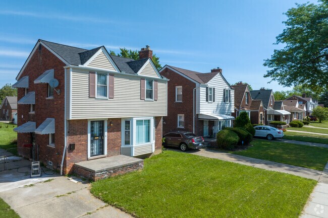 Colonial style homes in Mt. Olivet offer room for growing families.