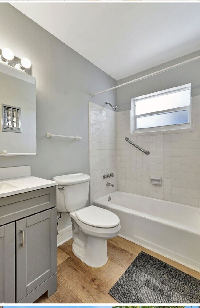 127 Lakeview Ave unit A, Lantana, FL 33462 - photo 5