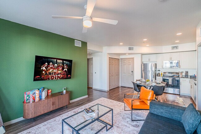 9600 W Georgia Ave unit ID1374245P, Glendale, AZ 85305 - photo 4