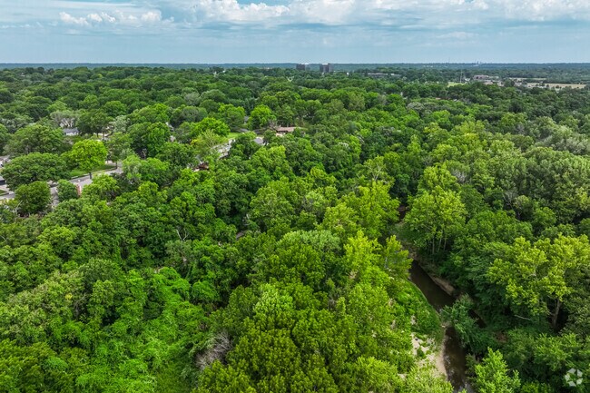 Red Bridge North is a quiet 1970s-era suburban neighborhood in south Kansas City.