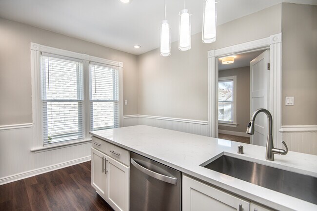 New Quartz countertops