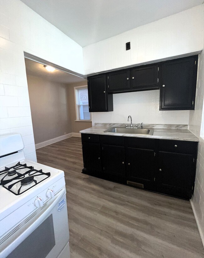 5243 Bancroft Ave unit 1W, Saint Louis, MO 63109 - photo 2