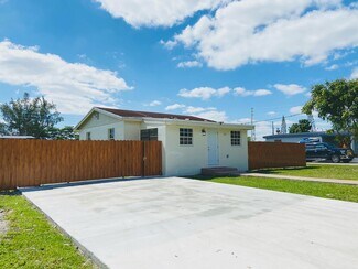 12130 SW 215th St, Miami, FL 33177