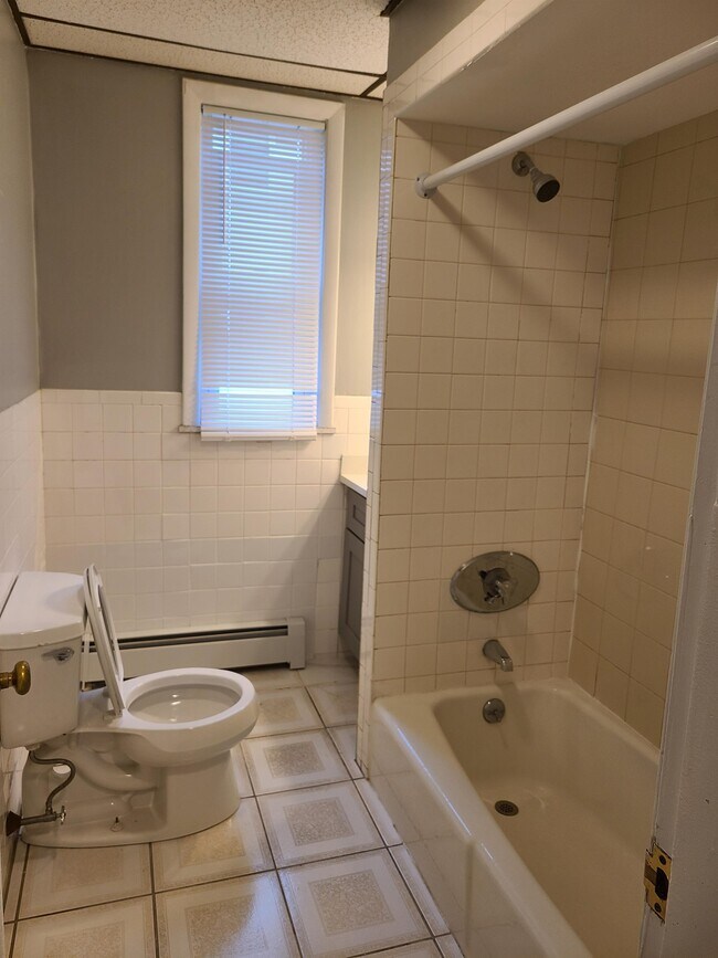 17 Stearns St unit 1, Malden, MA 02148 - photo 4