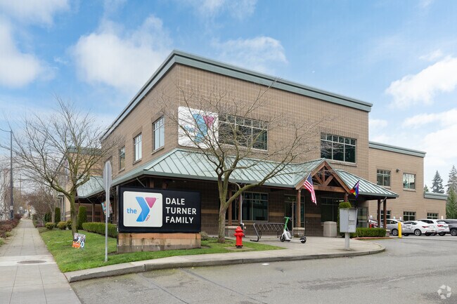 The Dale Turner YMCA features many indoor athletic facilities and youth programs.